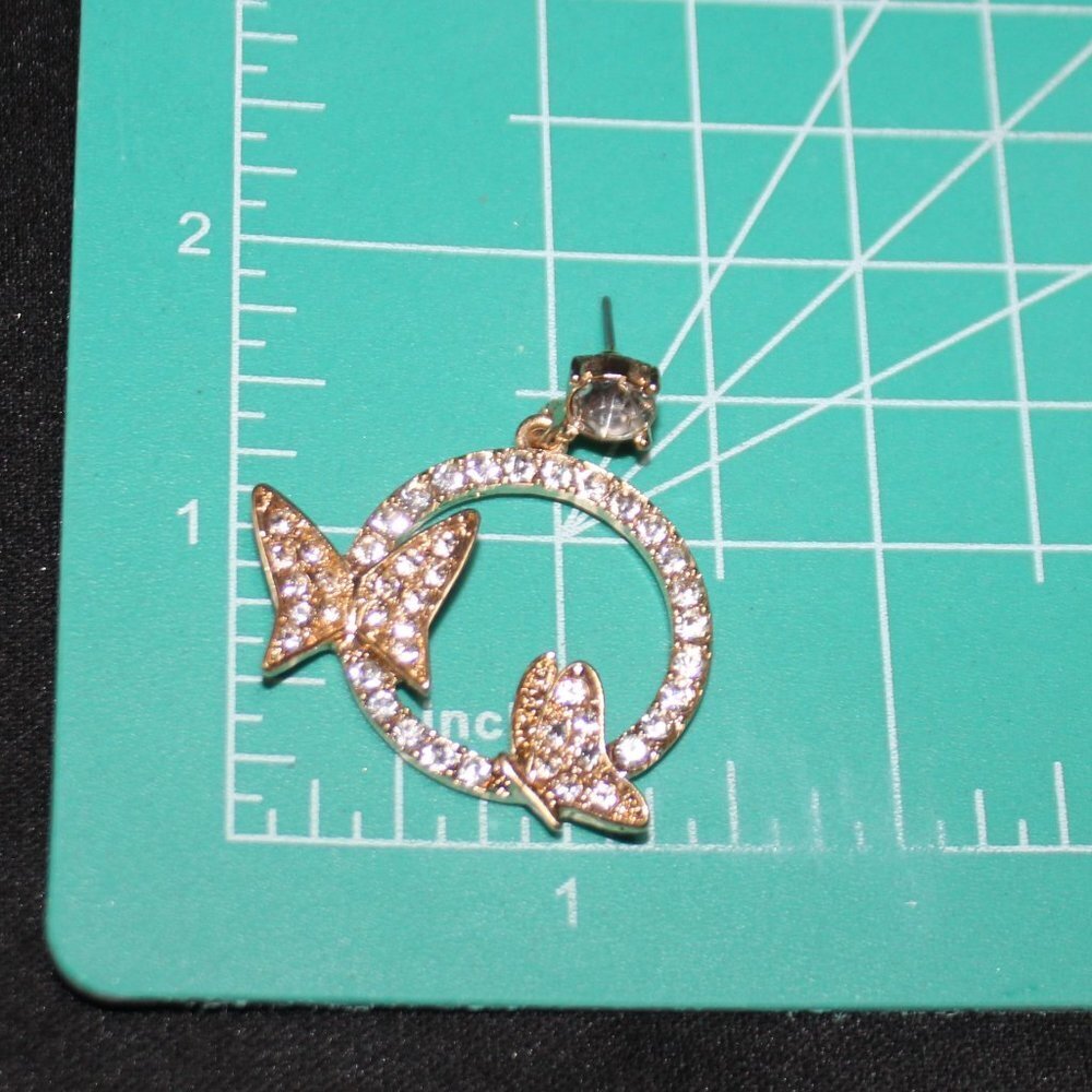 NWT Butterfly Loop Earrings - Picture 7 of 9